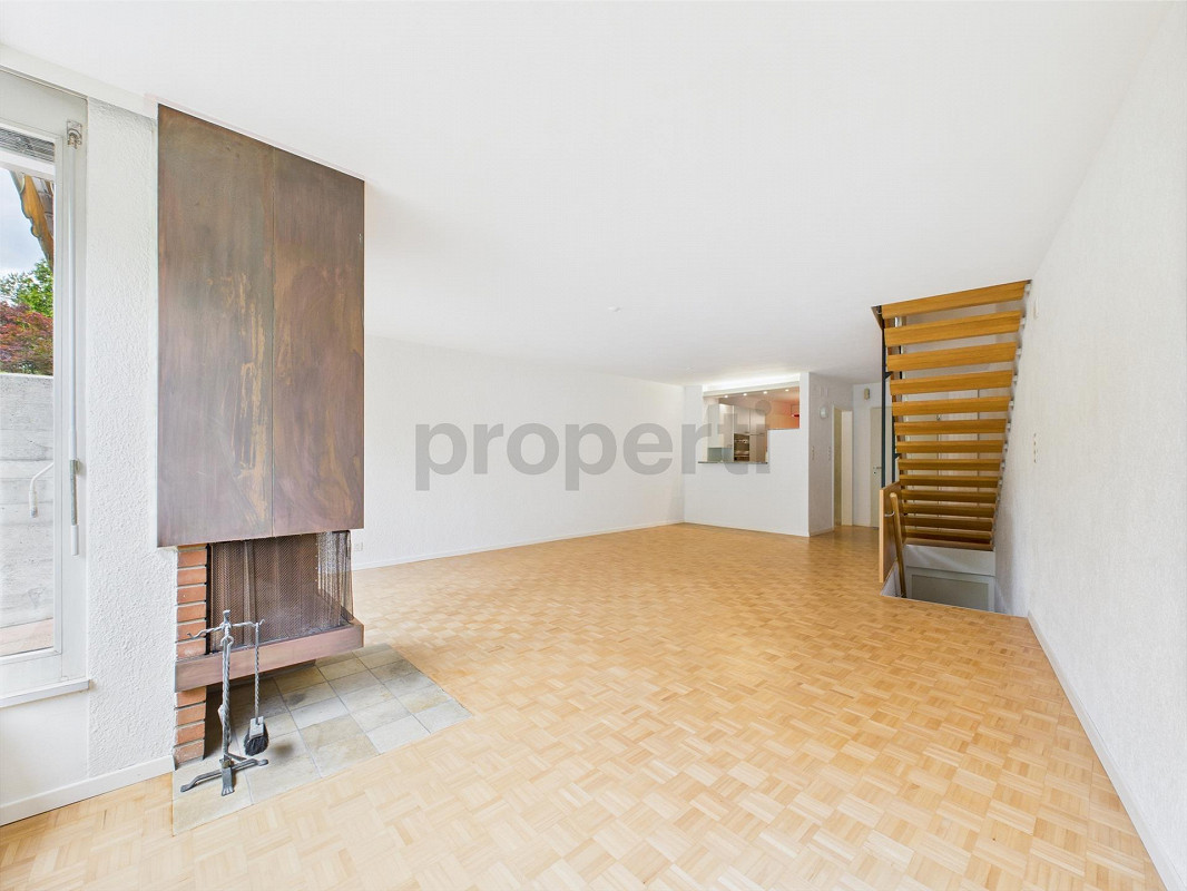 Bild Gemütliches 5.5-Zimmer Reihenhaus mit Garten in Gockhausen, Zürich