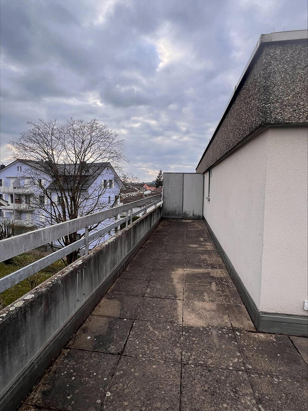 Bild sanierte 1.5-Zimmerwohnung mit Dachterrasse in Bümpliz