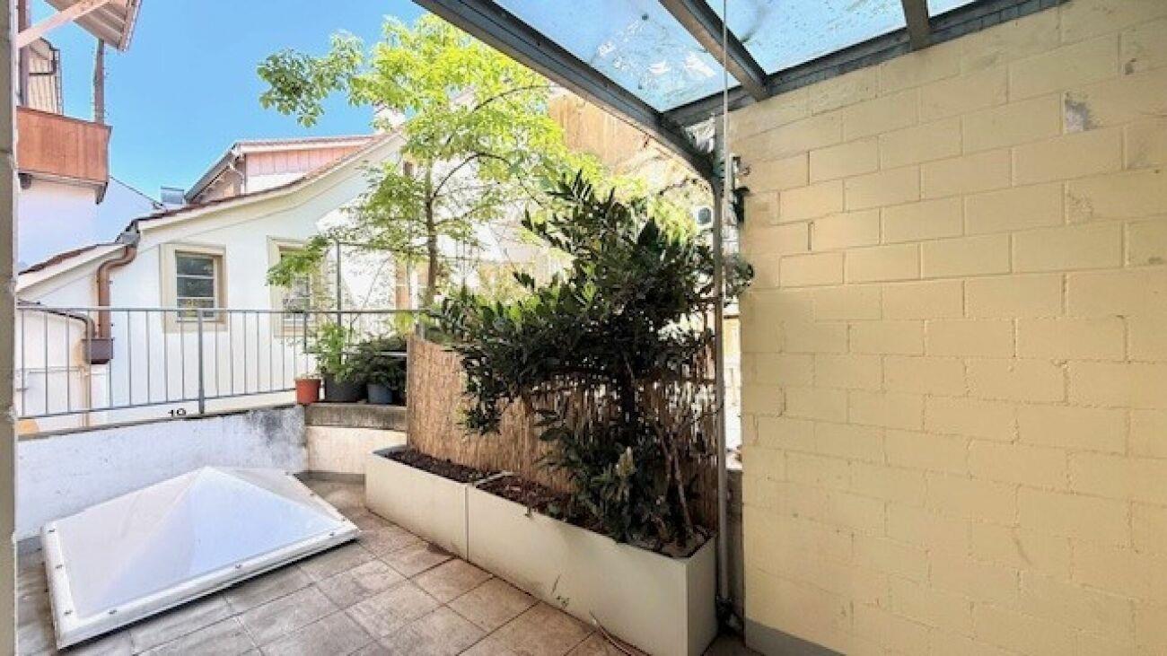 Bild grosse 3 1/2-Zimmerwohnung mit Hofterrasse